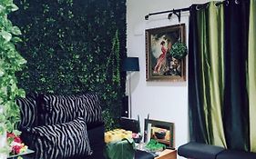 Uttsav Green - Affordable London Zone 3 - Accessible Public Transport